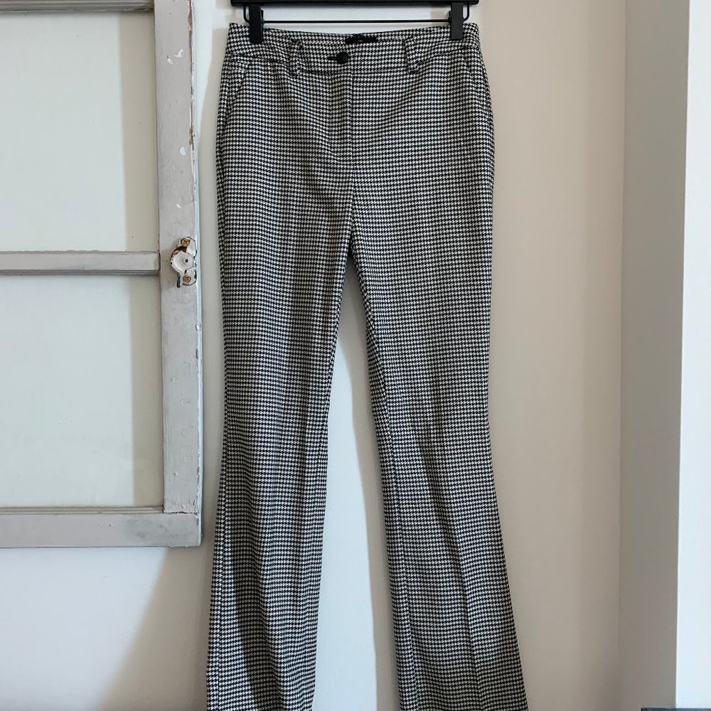 Houndstooth Checkered Pants - Comfy yet Sleek